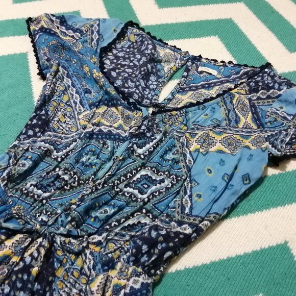 Cute Boho Romper by Hollister - Picture 3 of 14